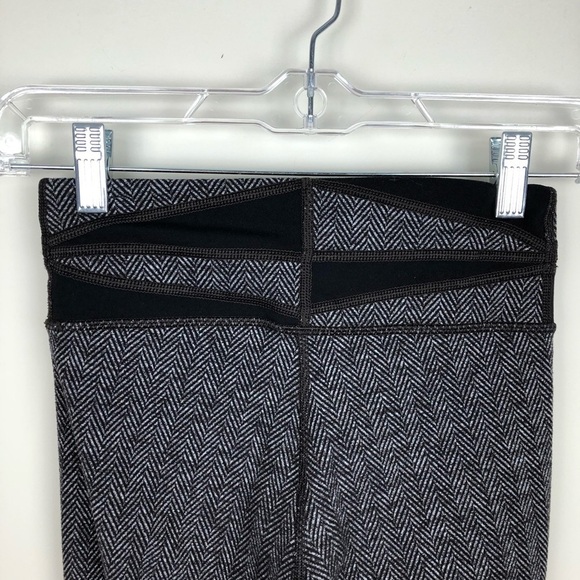Lululemon Wunder Under Giant Herringbone Black 2 - Picture 6 of 8